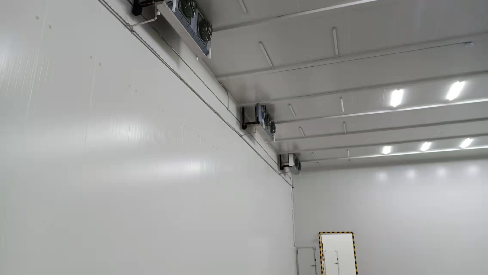 建設1100㎡醫(yī)院冷藏庫安裝費用價格是多少？